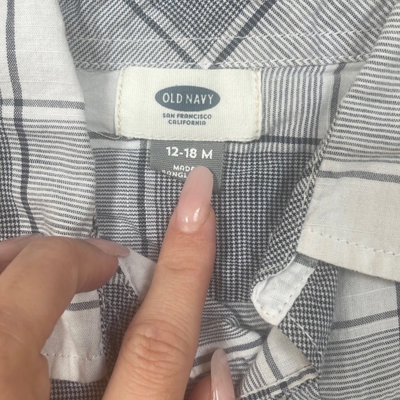 Button downs plaid - Picture 5 of 5